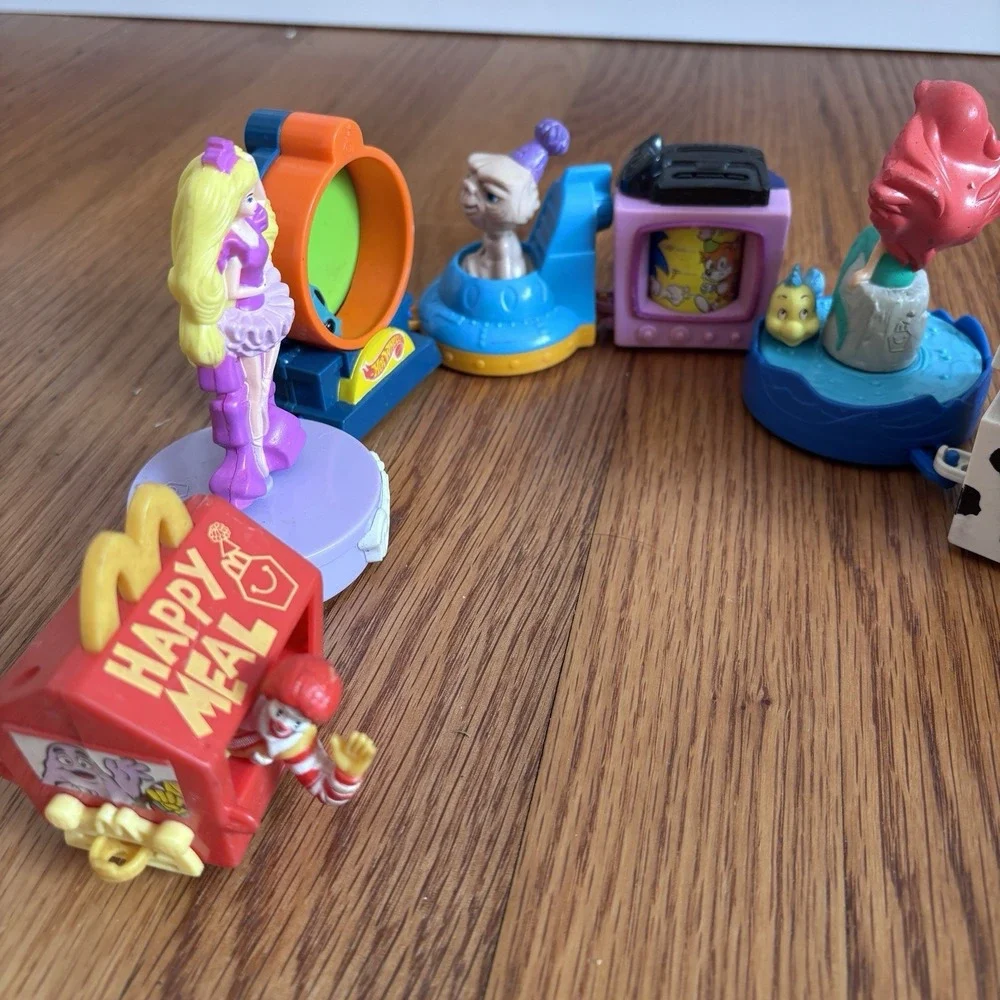 McDonalds Happy Meal 1994 Happy Birthday‎ COMPLETE SET